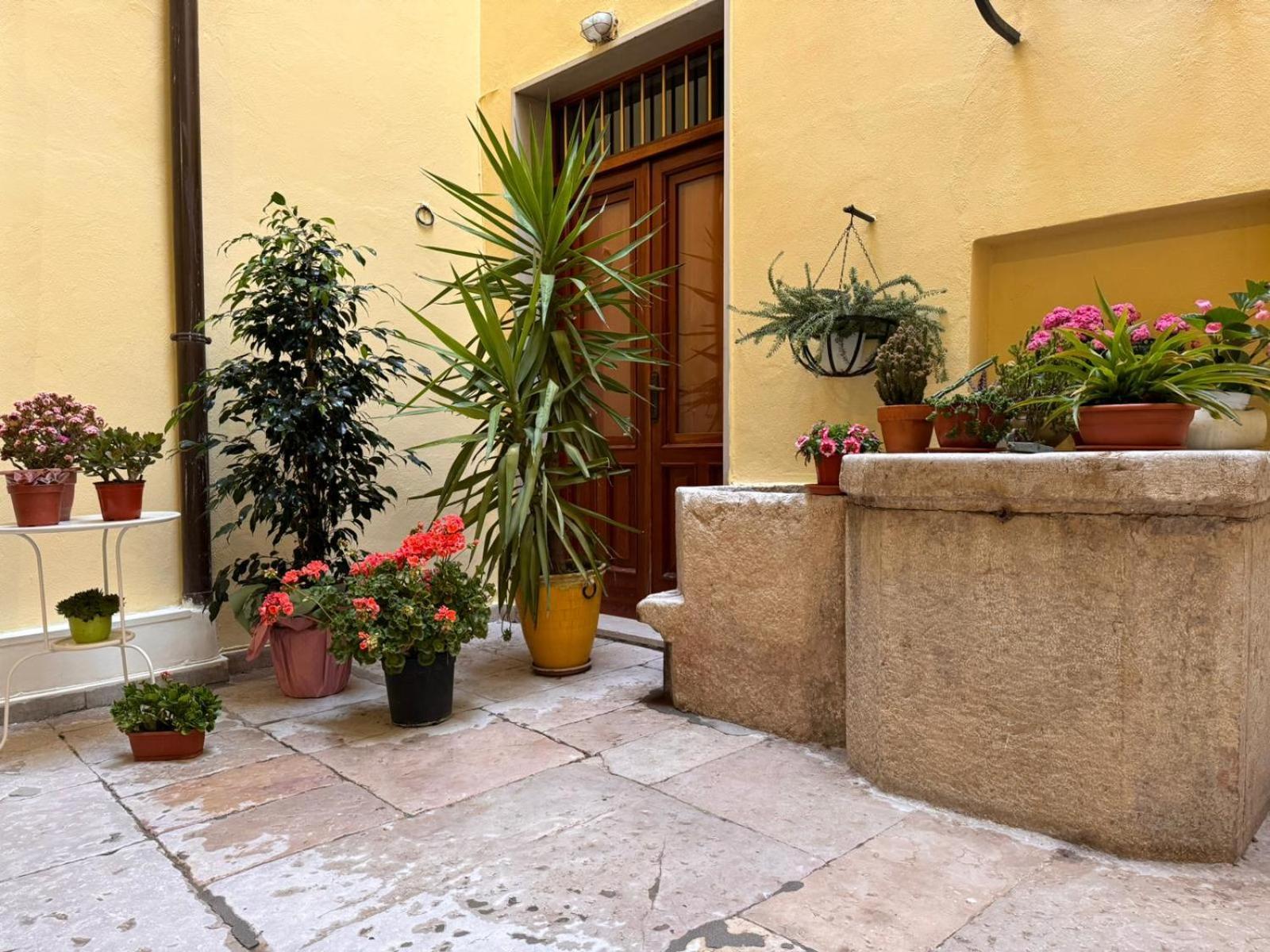 Residenza Gonzaga Hotel Serracapriola Exterior foto